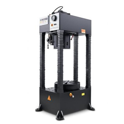 Universal Testing Machine with Force Accuracy Better Than ±0.5% and Specimen Destruction Detection for Precise Hardness Analysis